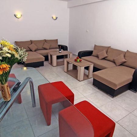 Nirvana Accommodation Bukarest Exterior foto