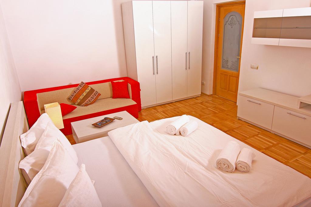 Nirvana Accommodation Bukarest Zimmer foto