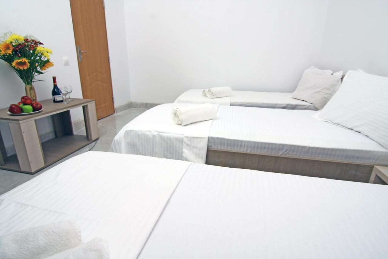 Nirvana Accommodation Bukarest Exterior foto